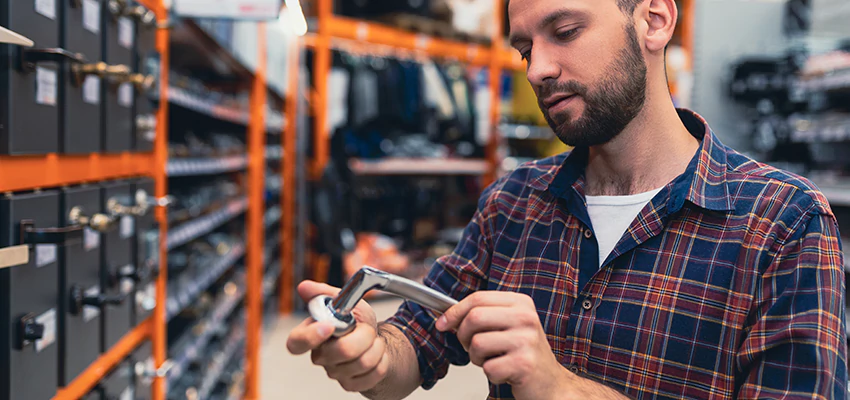 Locksmith For Retail Stores Lockout Services in Goleta, California